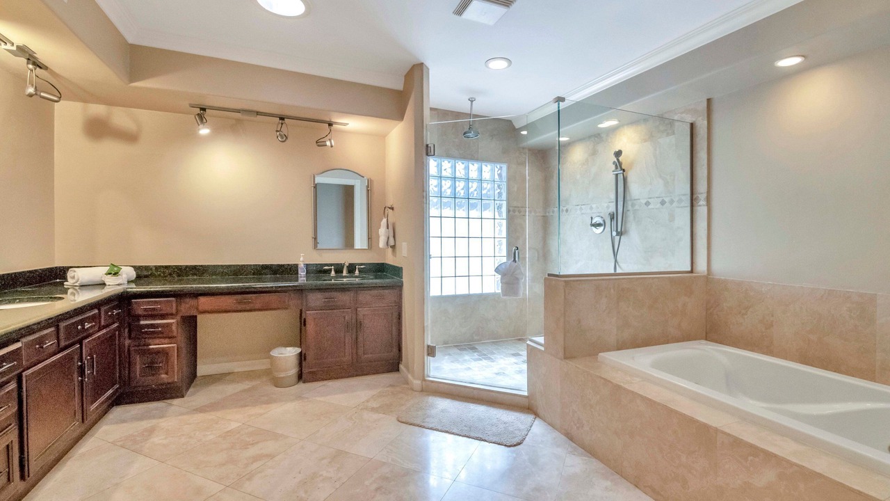 Photo of Bathroom in La Paz At Desert Springs