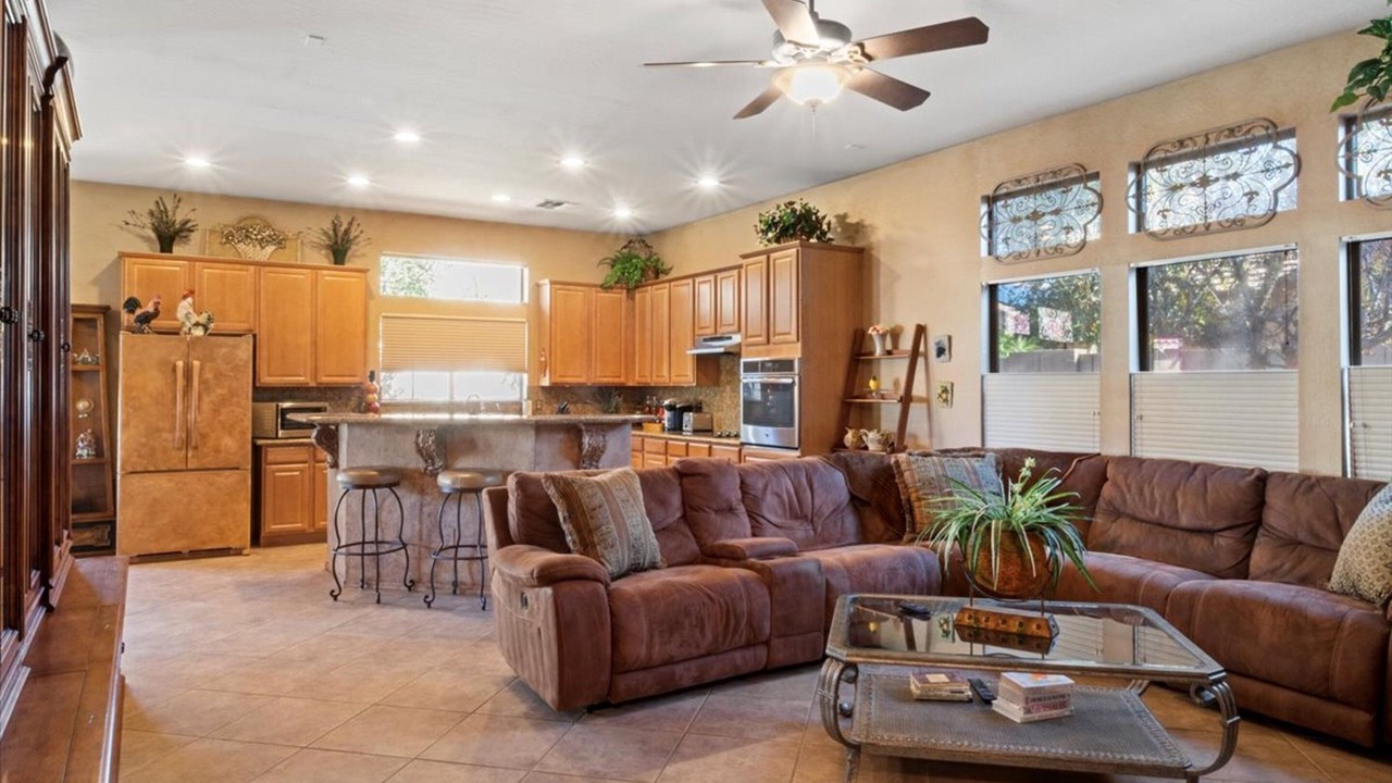 Photo of Livingroom in North Ranch