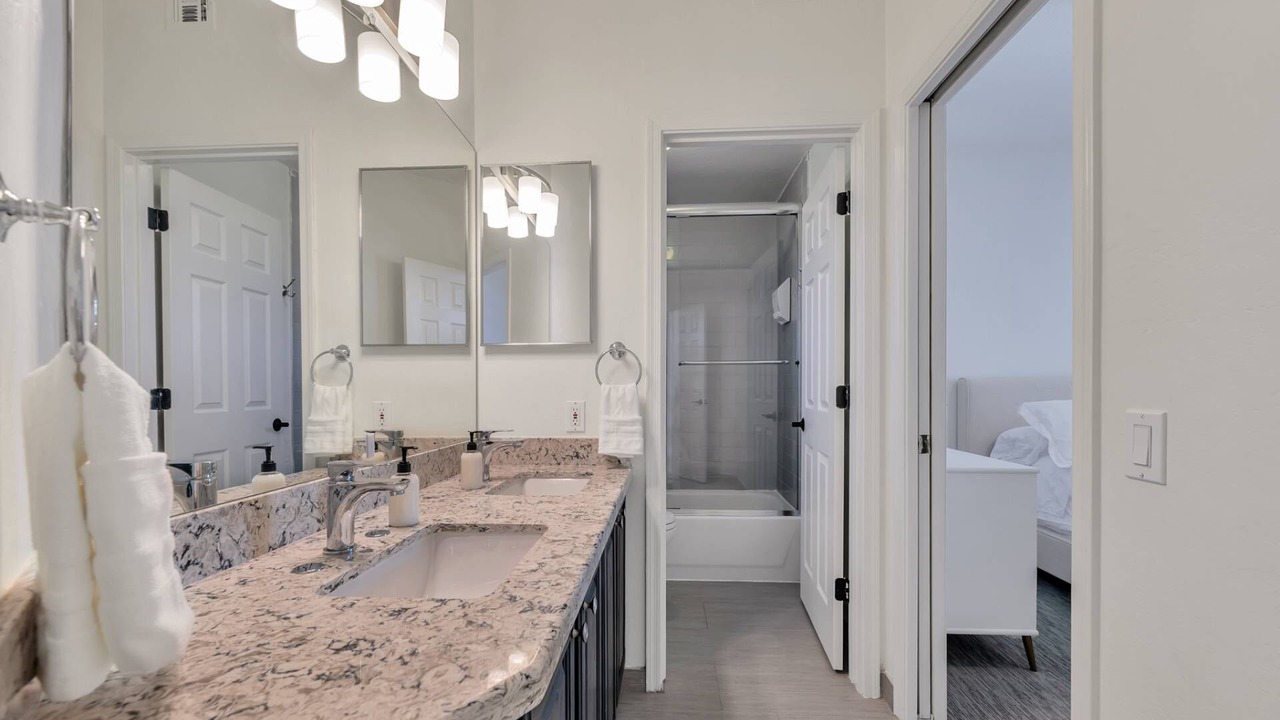 Photo of Bathroom in Arabian Crest