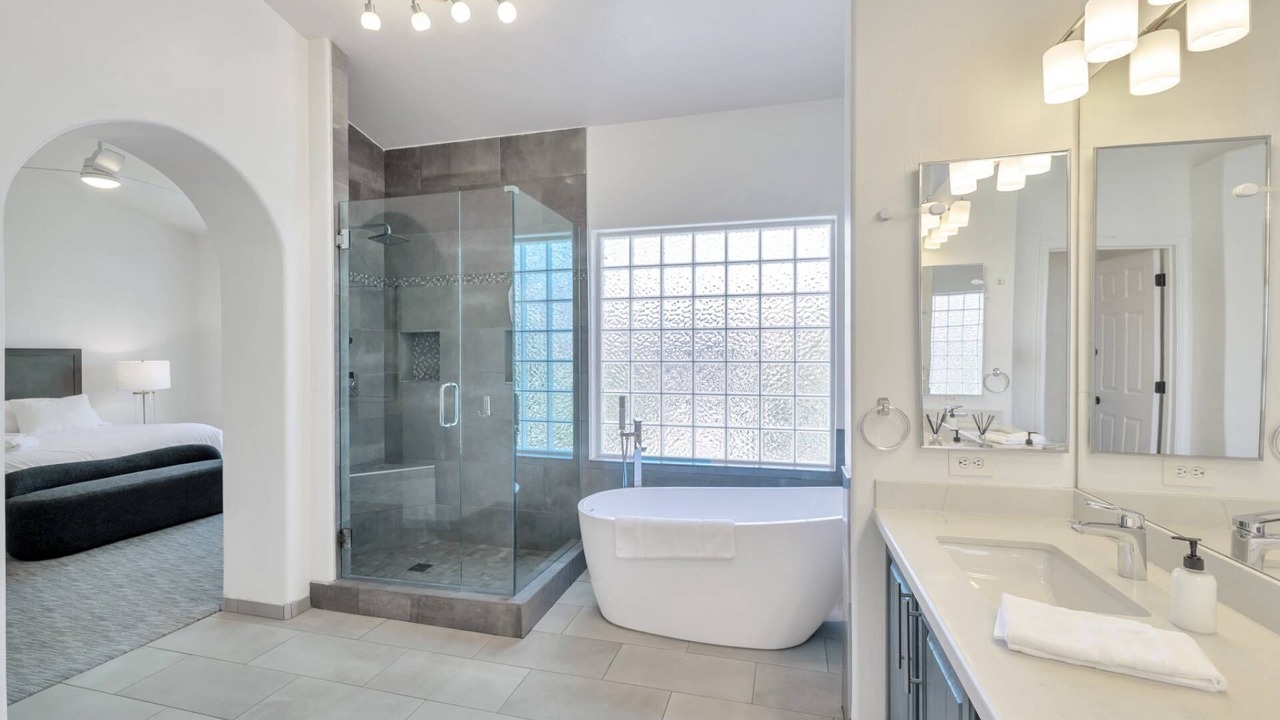 Photo of Bathroom in Arabian Crest