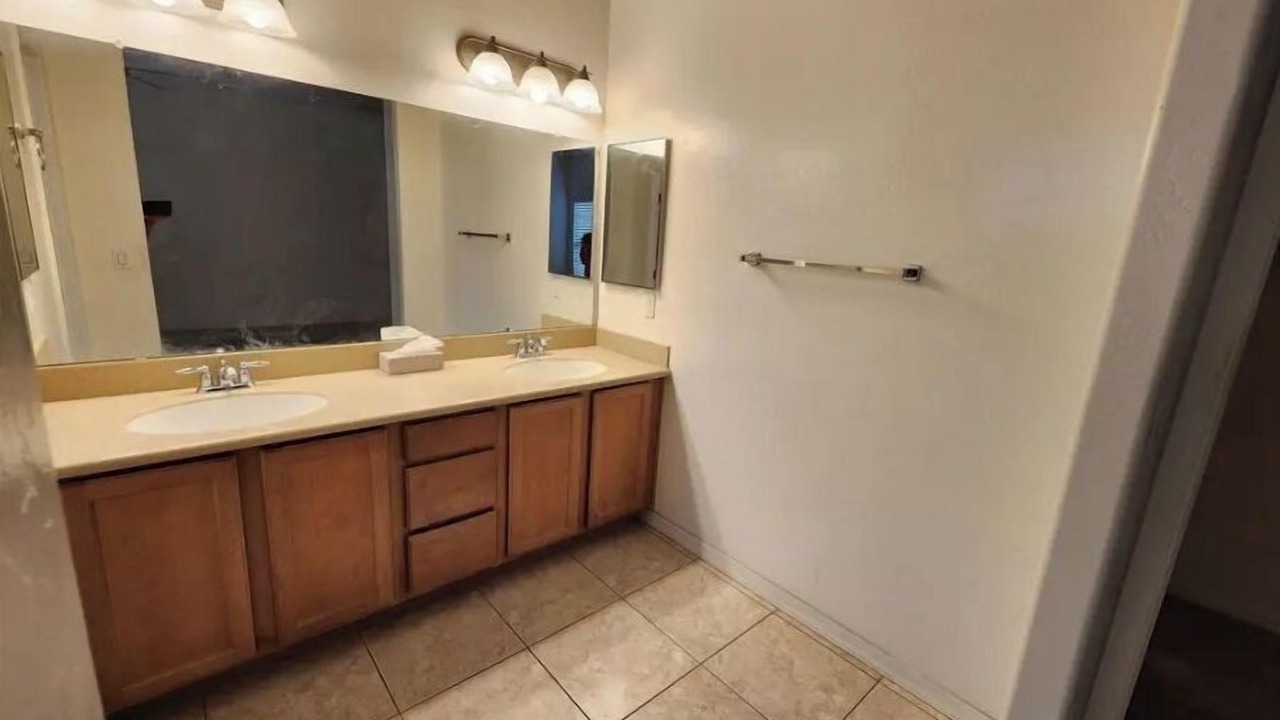 Photo of Bathroom in El Mirage