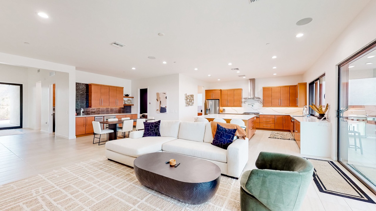 Photo of Livingroom in Dove Mountain
