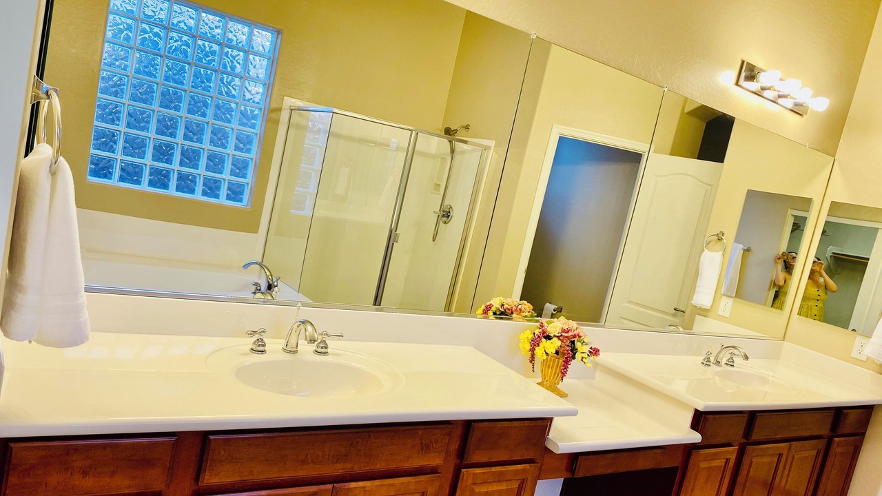 Photo of Bathroom in Norterra
