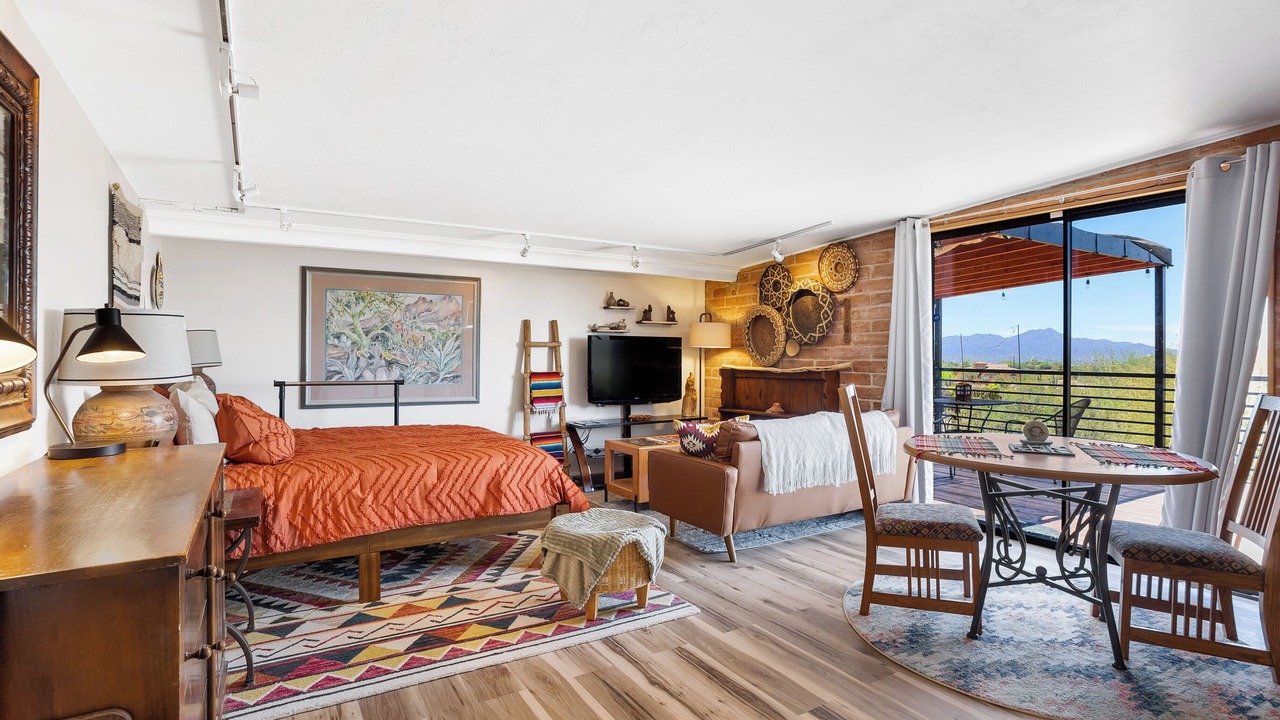 Photo of Bedroom in Oracle Foothills Estates