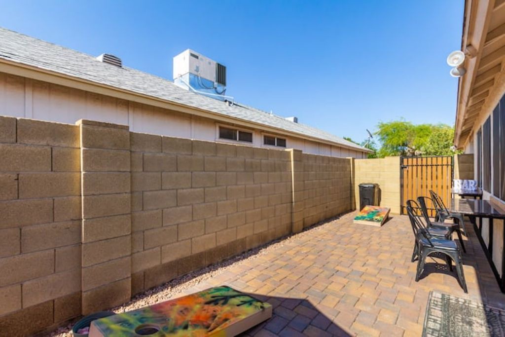 Photo of Outdoor in Paradise Valley Village
