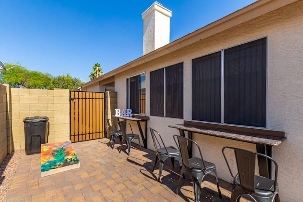 Photo of Outdoor in Paradise Valley Village