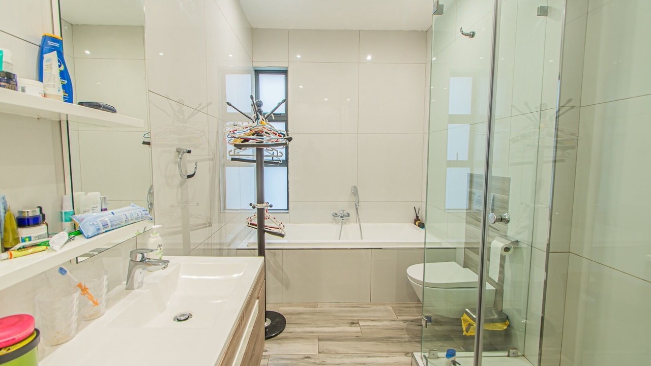 Photo of Bathroom in Umhlanga