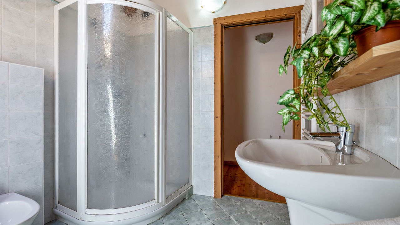 Photo of Bathroom in Ronzo-Chienis