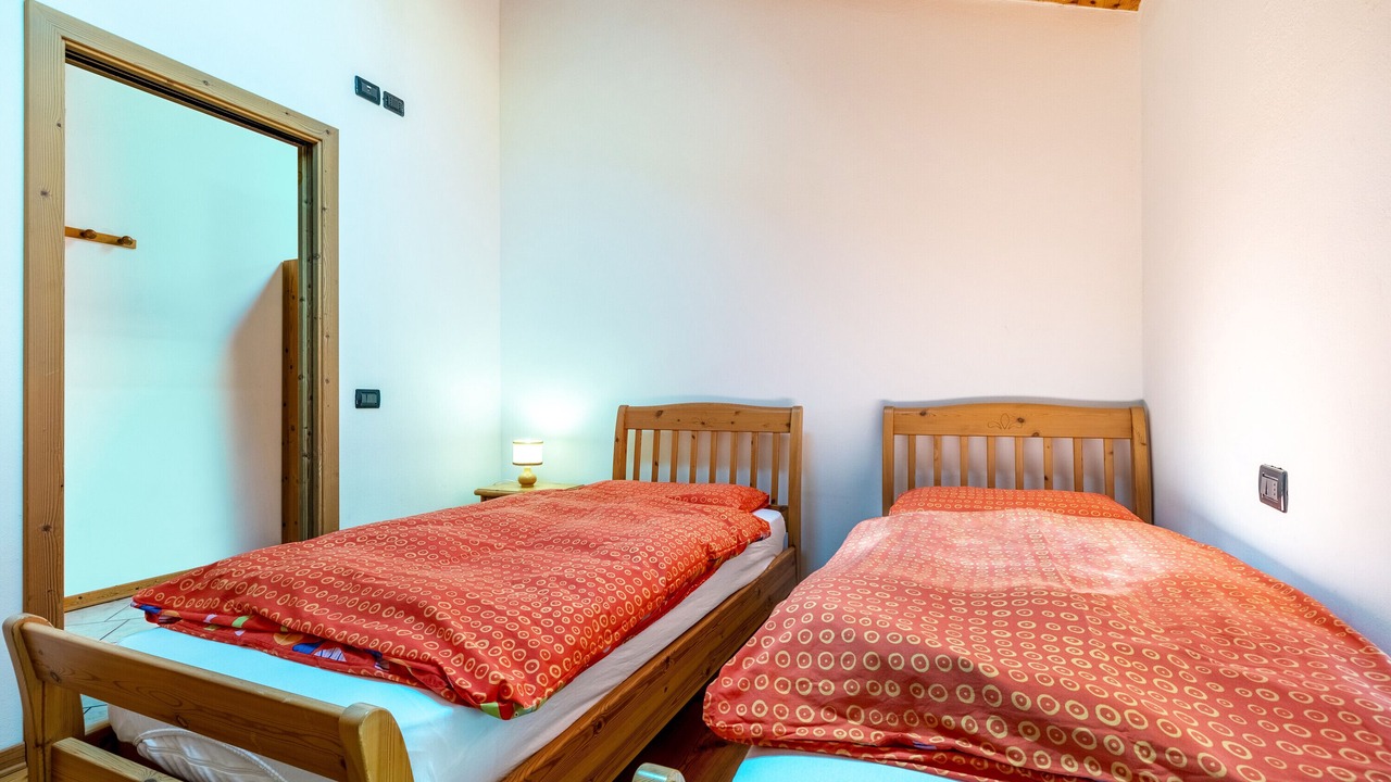 Photo of Bedroom in Ronzo-Chienis