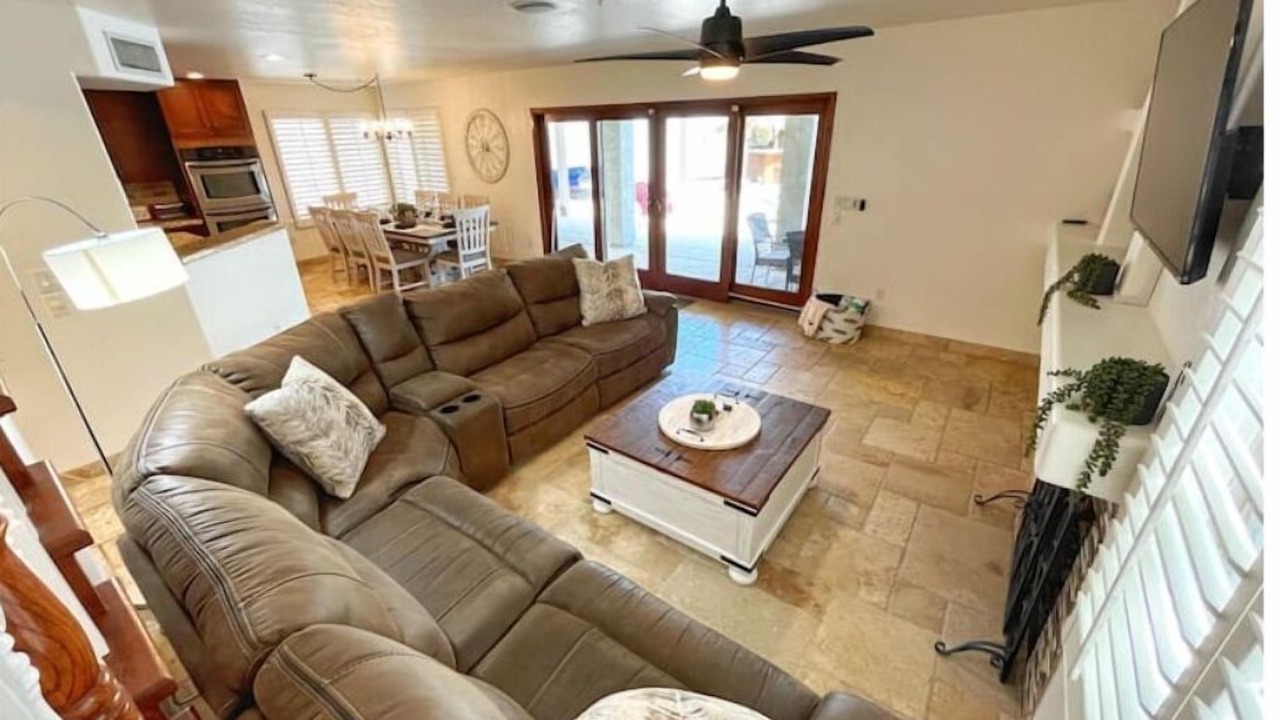 Photo of Livingroom in Pinnacle Reserve