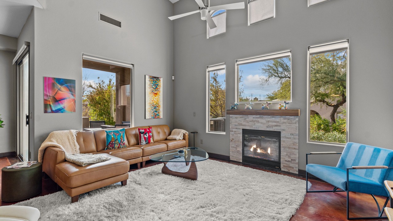 Photo of Livingroom in Talon Retreat