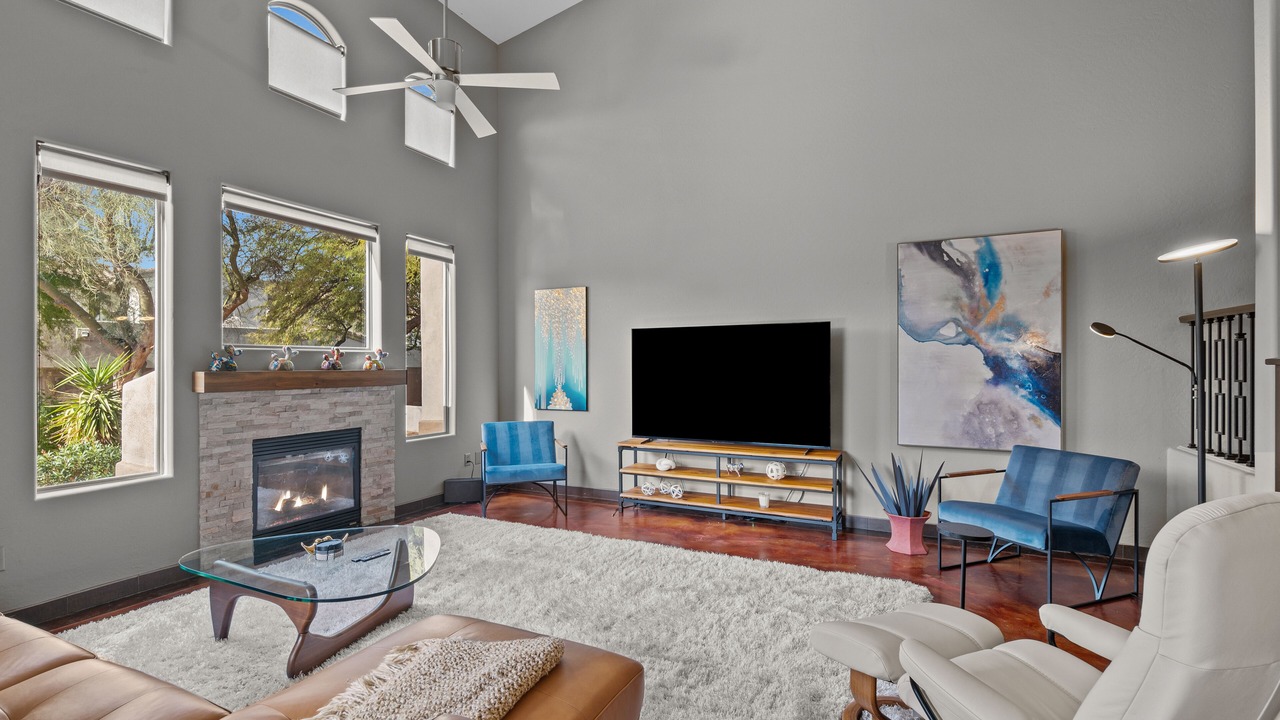 Photo of Livingroom in Talon Retreat