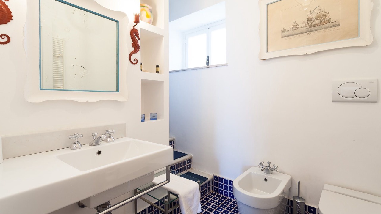 Photo of Bathroom in Positano
