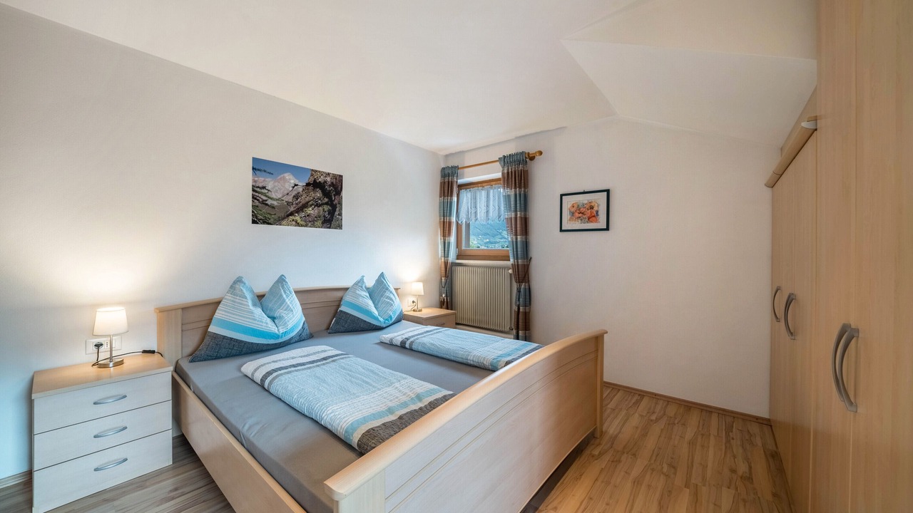 Photo of Bedroom in Lana