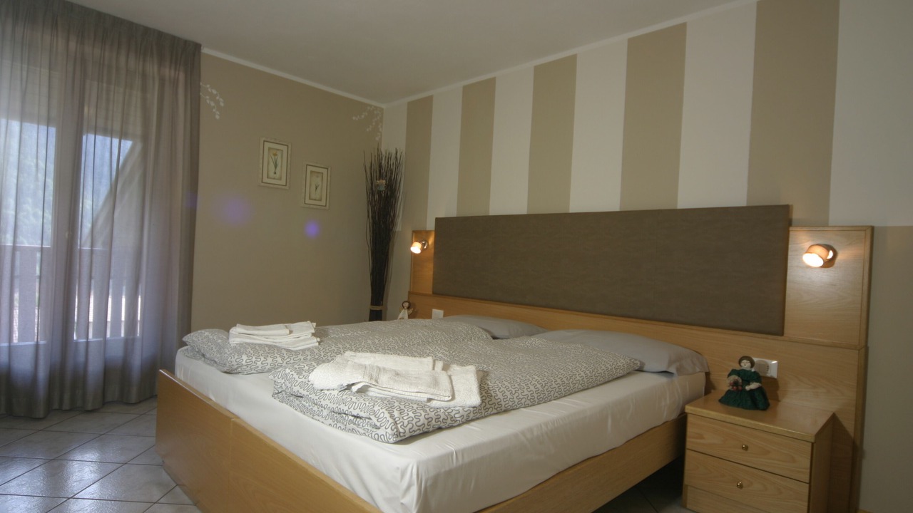 Photo of Bedroom in Molveno