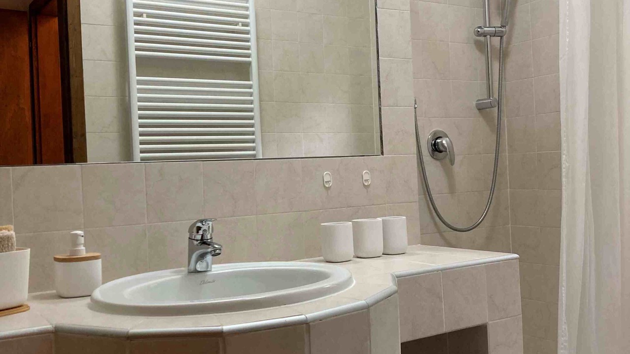 Photo of Bathroom in Val Maria-Pur