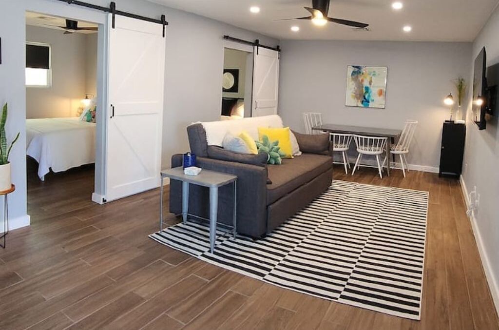 Photo of Livingroom in Encanto