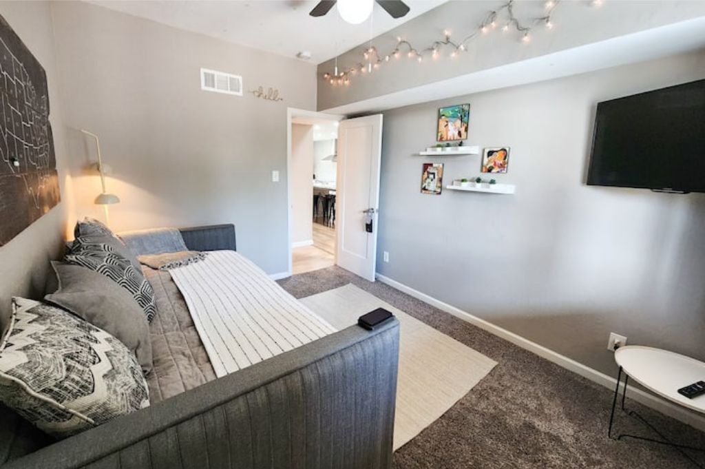 Photo of Livingroom in Encanto