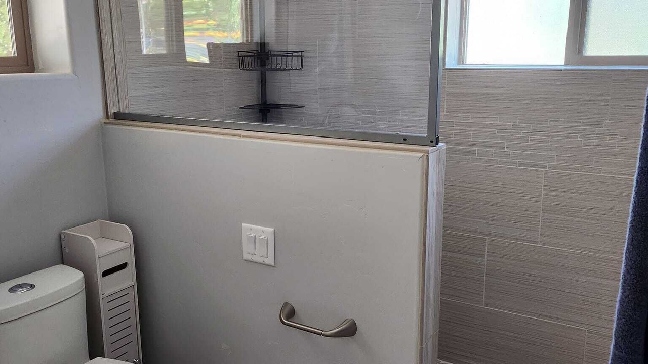 Photo of Bathroom in Blenman-Elm