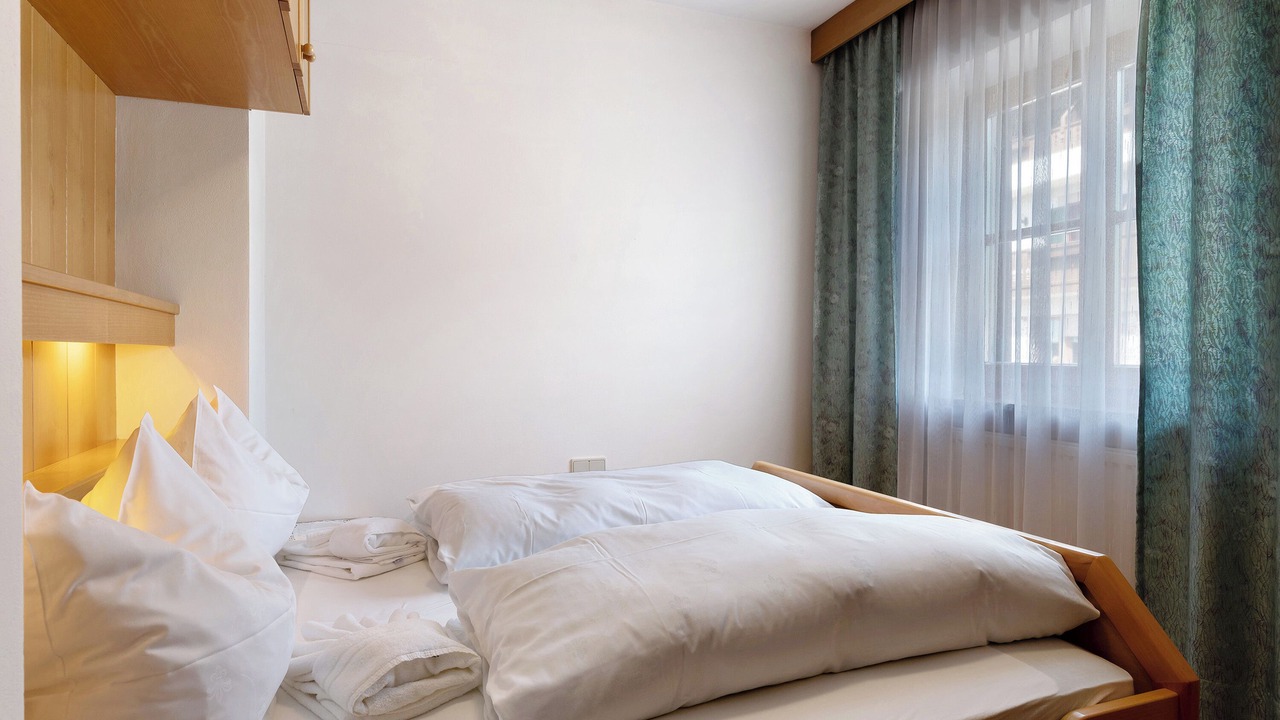 Photo of Bedroom in Plaus