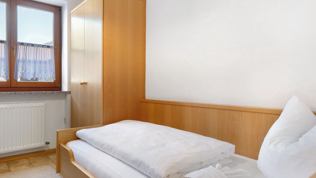 Photo of Bedroom in Plaus