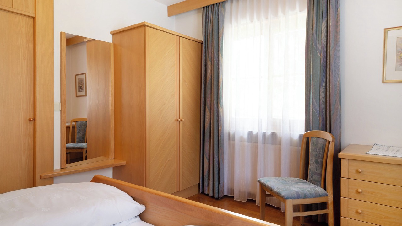 Photo of Bedroom in Plaus