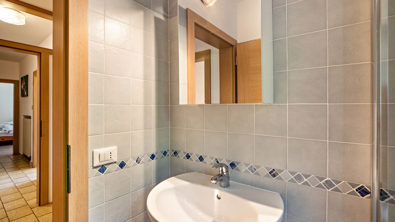 Photo of Bathroom in Proves