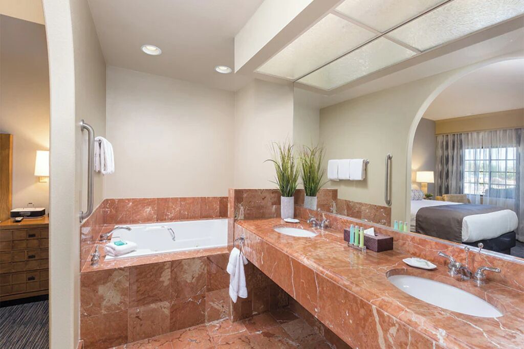 Photo of Bathroom in South Mountain