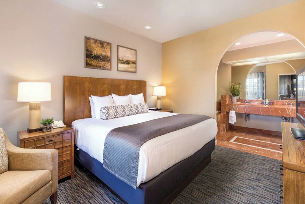 Photo of Bedroom in South Mountain