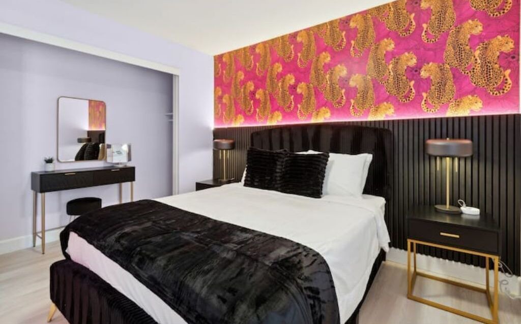 Photo of Bedroom in Papago Parkway
