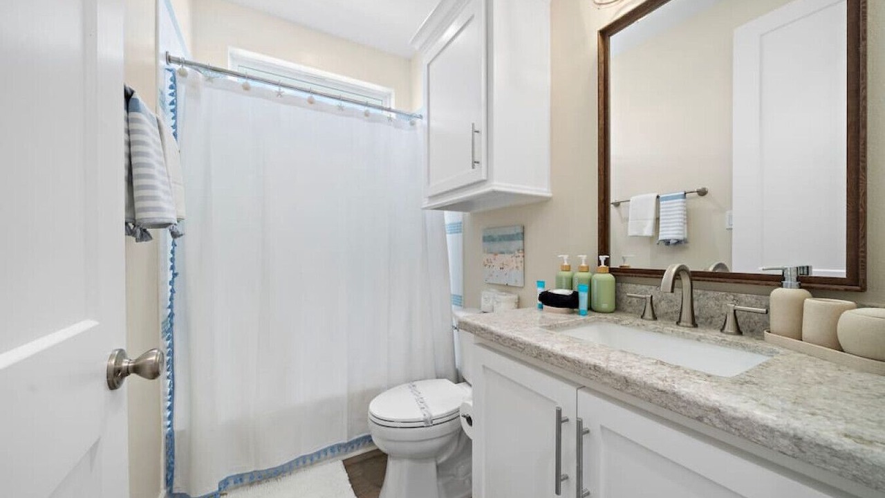 Photo of Bathroom in Terramar Beach