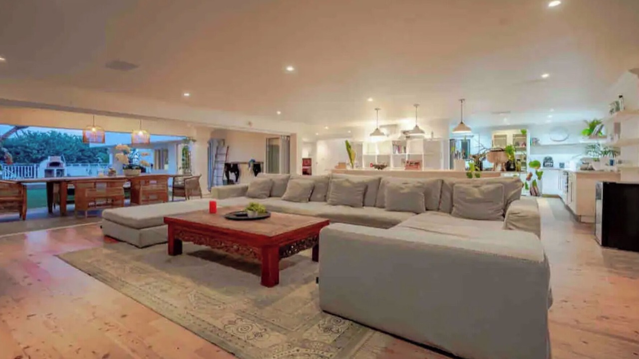 Photo of Livingroom in Selection Beach