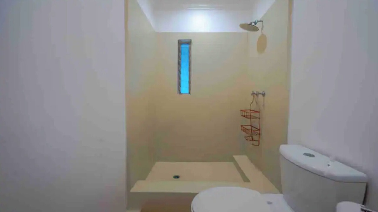 Photo of Bathroom in Selection Beach