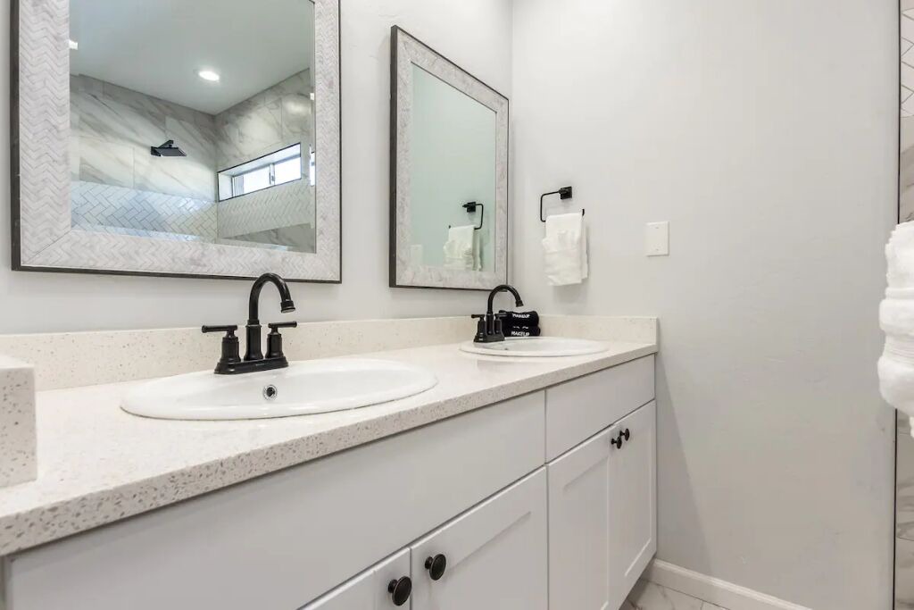 Photo of Bathroom in Oracle Heights Estates