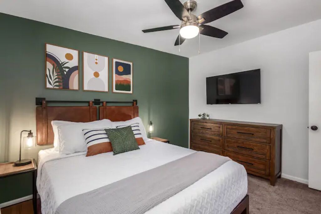Photo of Bedroom in Oracle Heights Estates