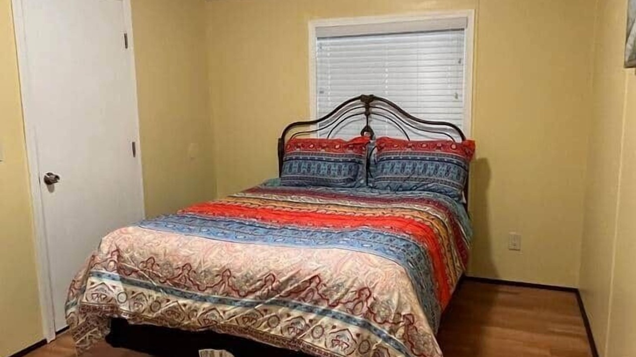 Photo of Bedroom in Bell