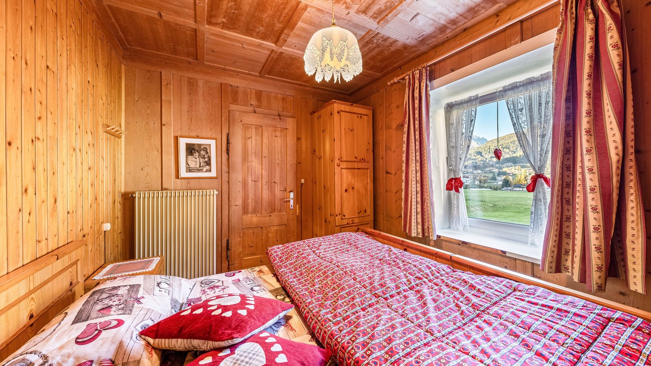 Photo of Bedroom in San Giovanni di Fassa