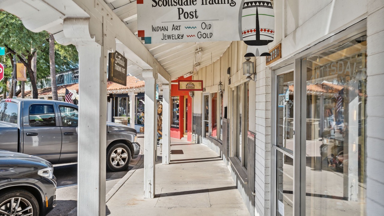 Photo of Outdoor in Entertainment District