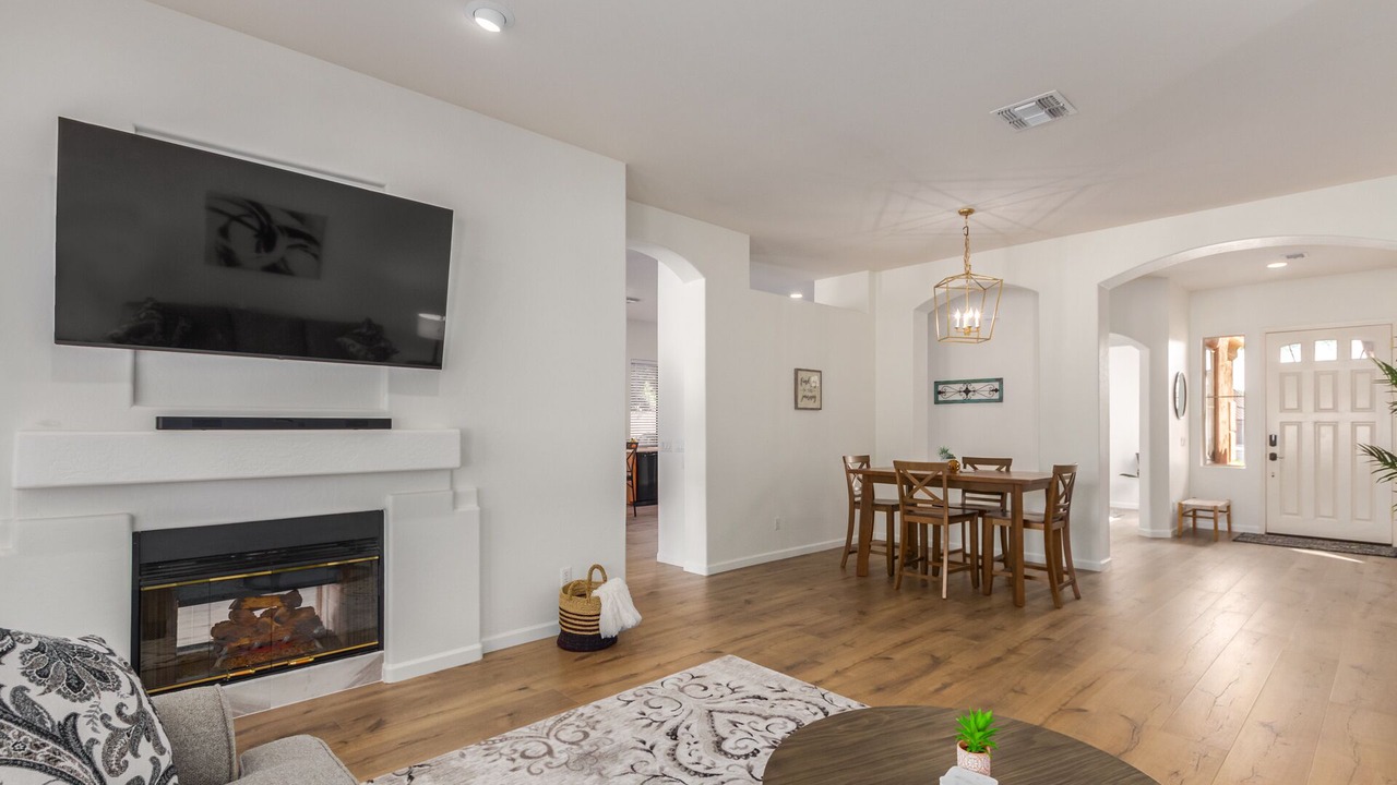 Photo of Livingroom in Arrowhead Ranch