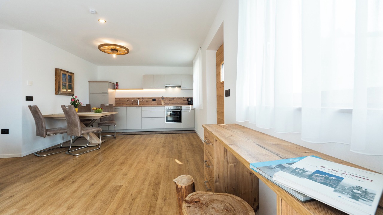Photo of Kitchen in Longiaru
