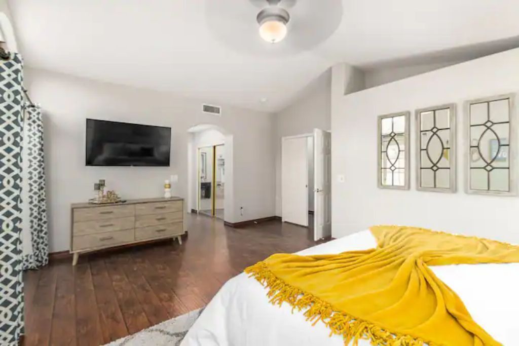 Photo of Bedroom in Foothills