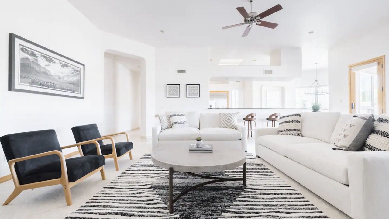 Photo of Livingroom in Central Scottsdale