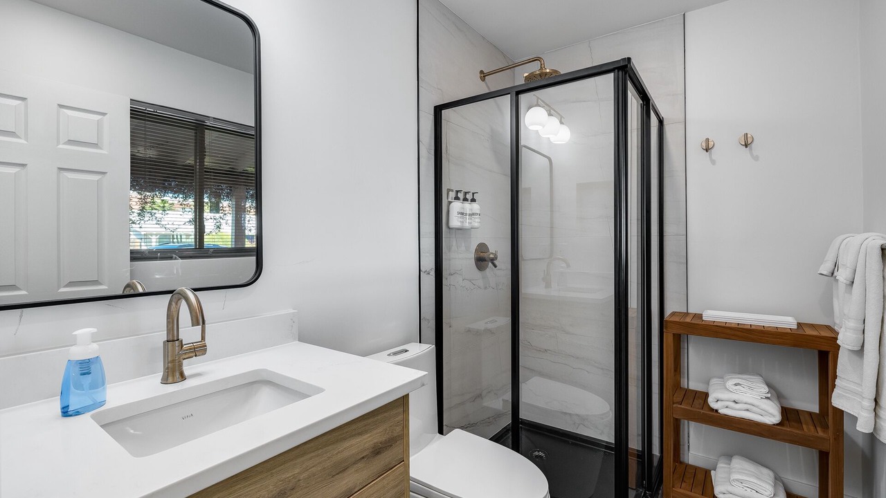 Photo of Bathroom in Scottsdale Estates Six