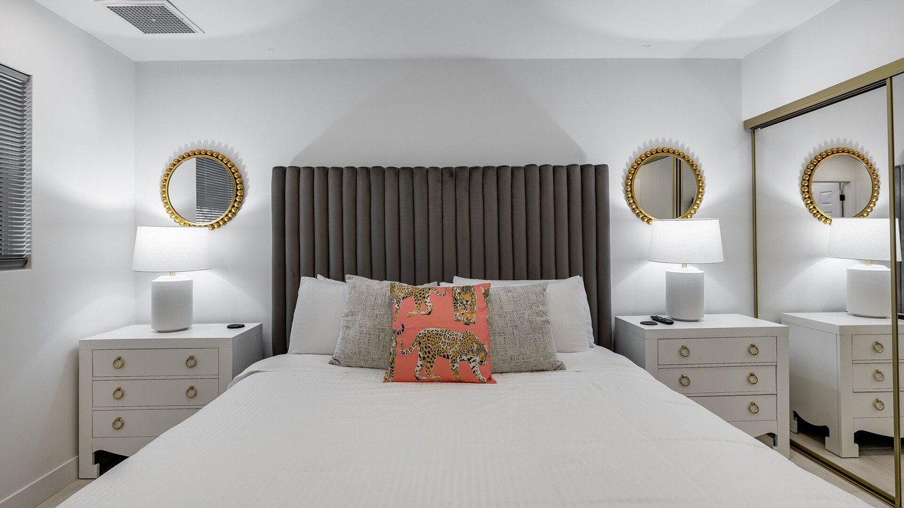 Photo of Bedroom in Scottsdale Estates Six