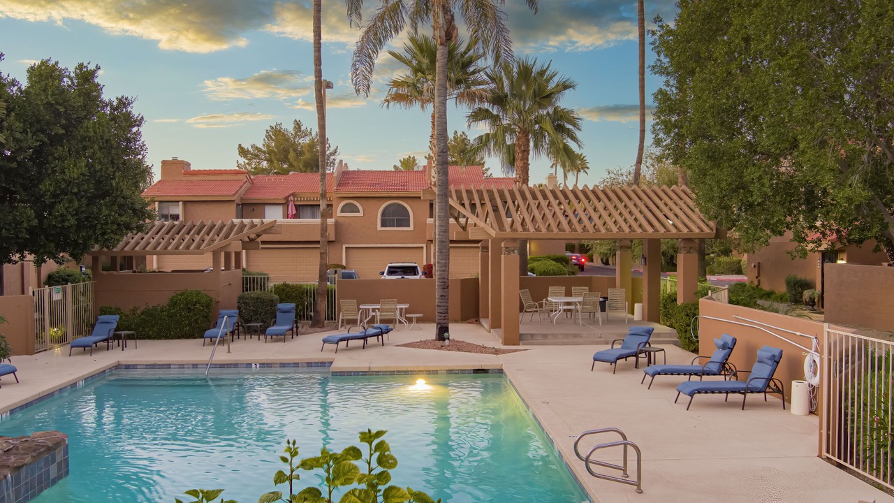 Photo of Outdoor in Paradise Valley Village