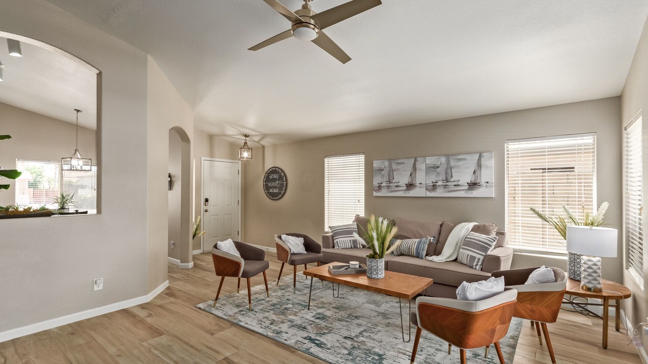 Photo of Livingroom in Gilbert