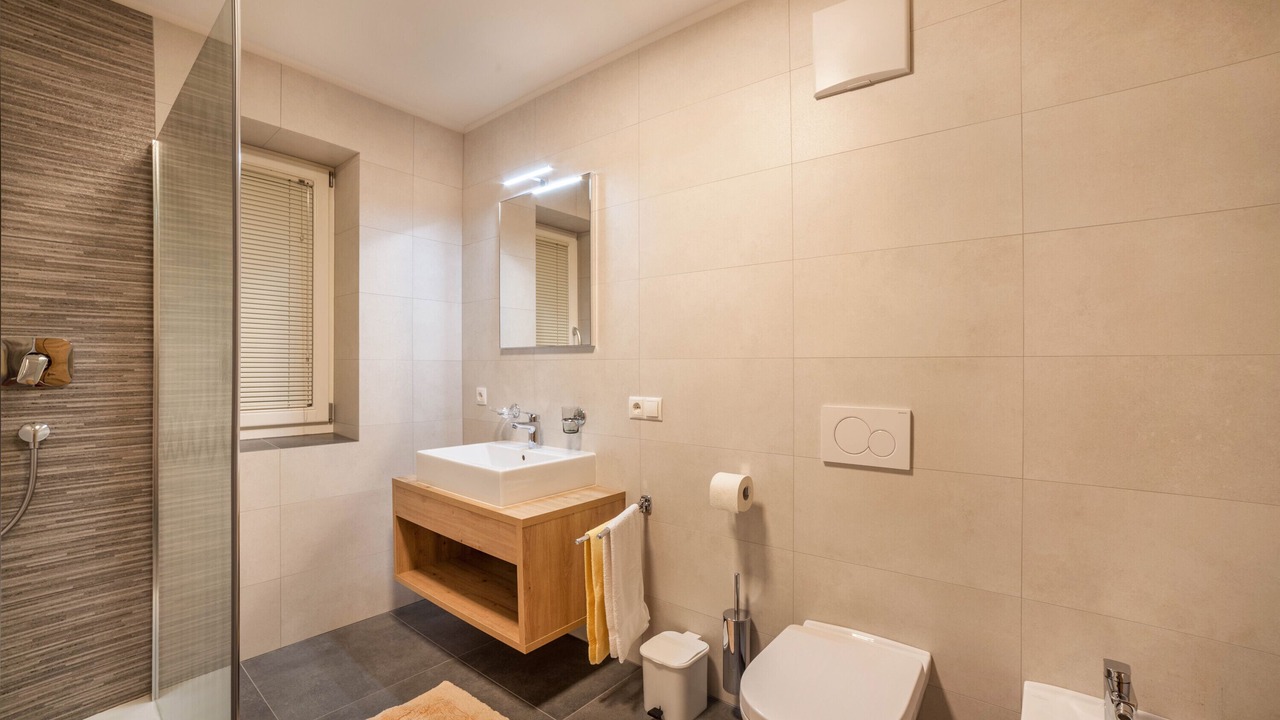 Photo of Bathroom in Racines