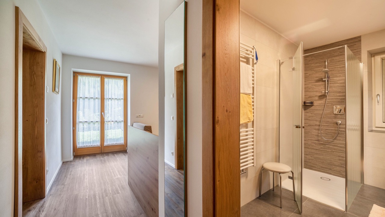 Photo of Bathroom in Racines