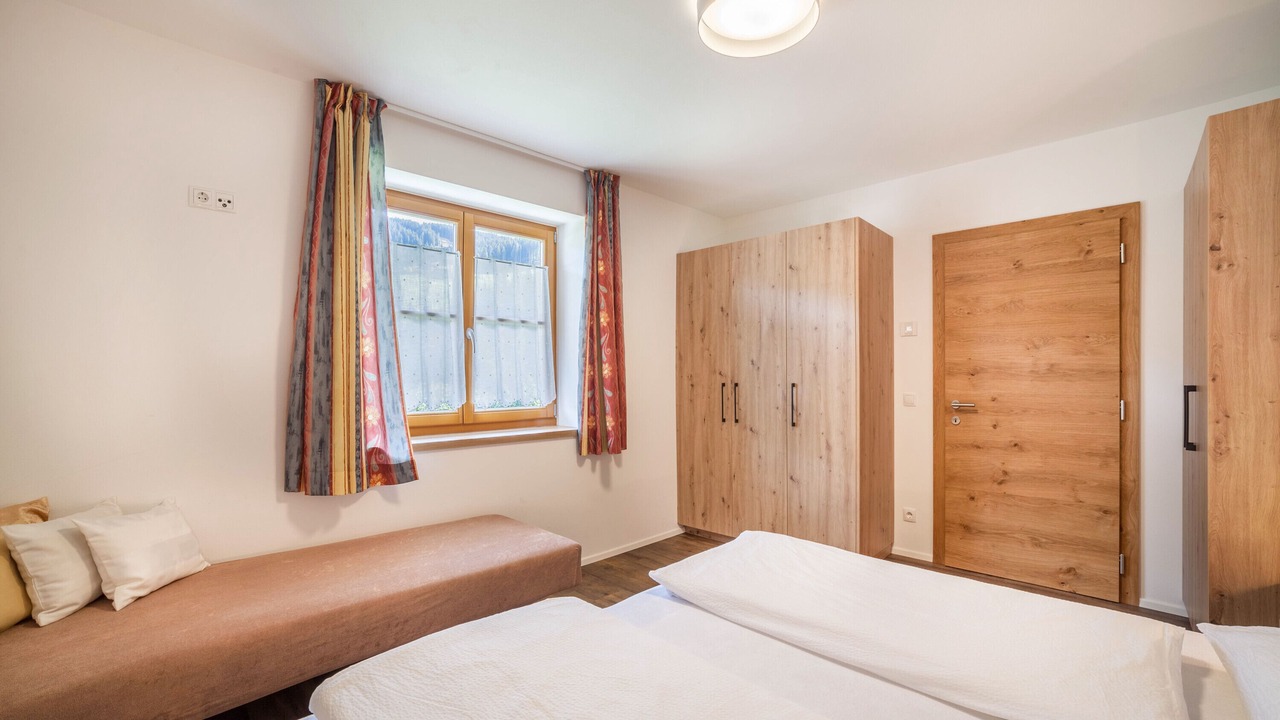 Photo of Bedroom in Racines