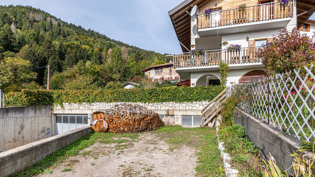 Photo of Outdoor in Susa